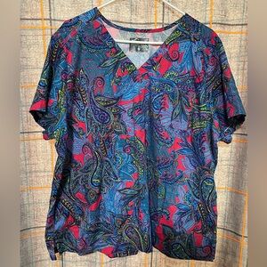 Cute print scrub💕